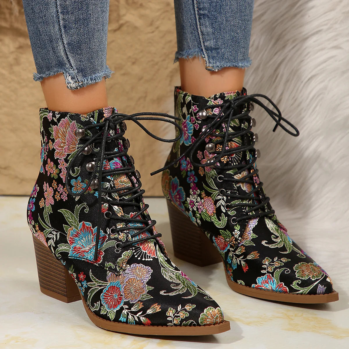 Women's Ankle Boots Floral Lace Up Pointed Toe Block Heel – Garden Party