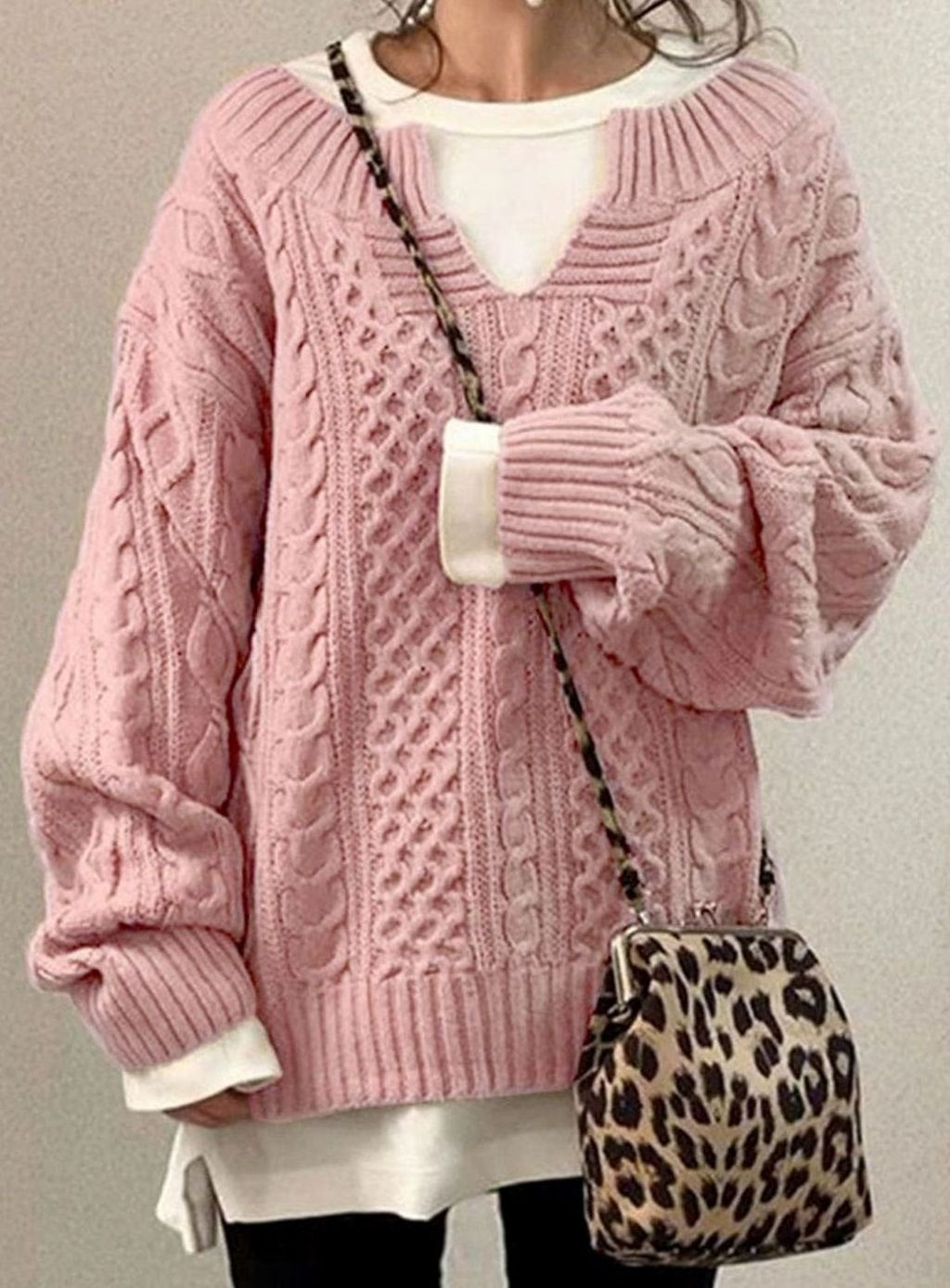 Women’s Cable Knit Sweater V-Neck Long Sleeve Ribbed Cuffs – Casual Outings