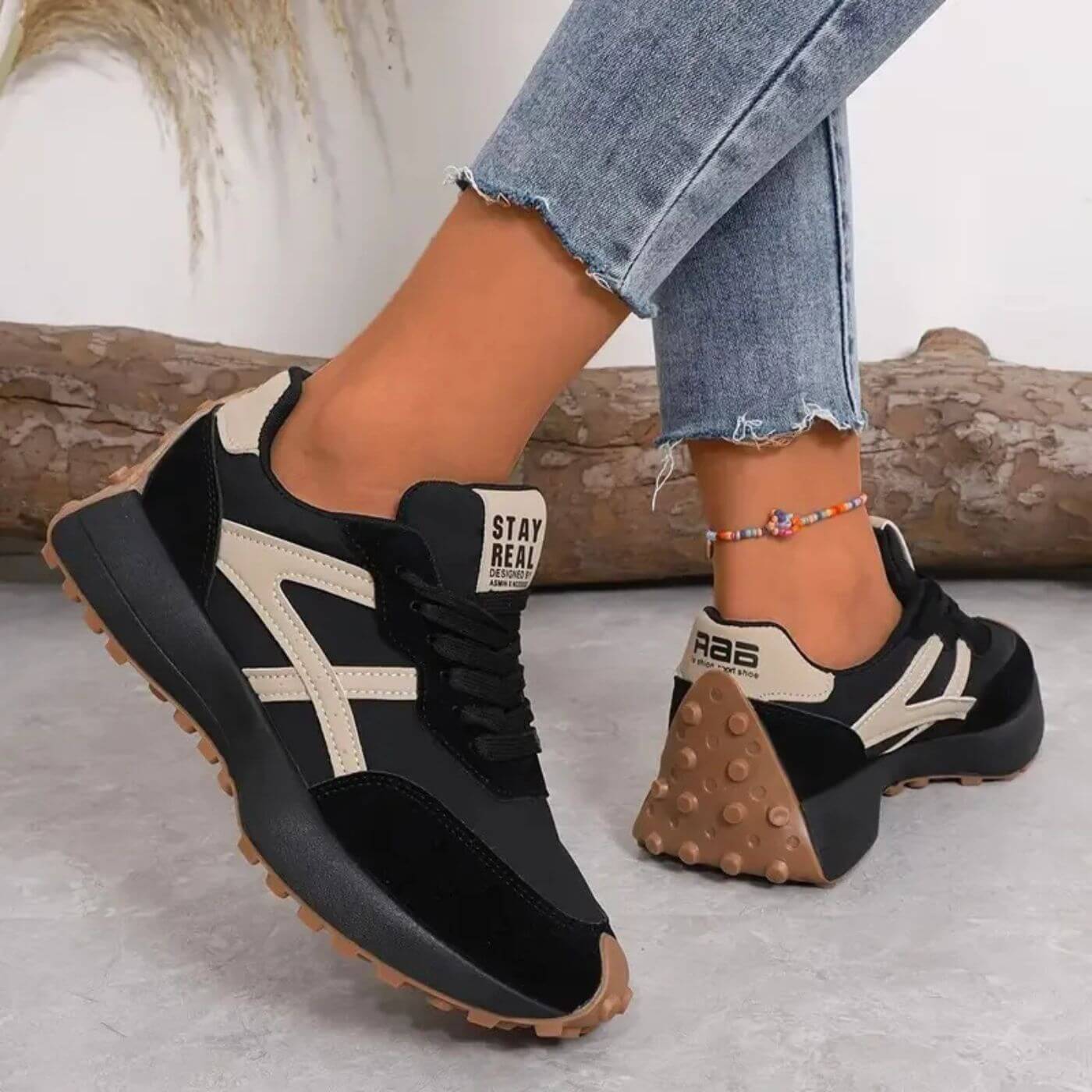 Women's Lace-Up Sneakers Rounded Toe Thick Sole – Casual Everyday