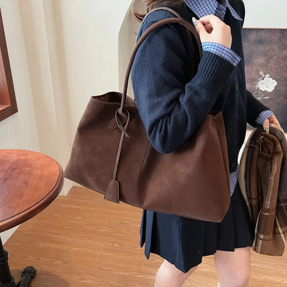 Women's Large Slouchy Tote Bag Trapezoid Snap Button – Everyday Boho