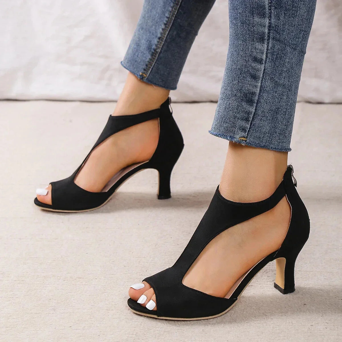 Women's Open Toe Cut Out Block Heels – Night Out
