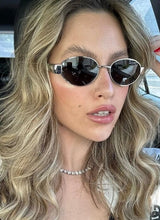 Women's Oval Sunglasses Thin Frame Tinted Lens – Beach Vacation