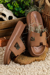 Women's Platform Slide Sandals Cutout Strap Open Toe – Weekend Wear