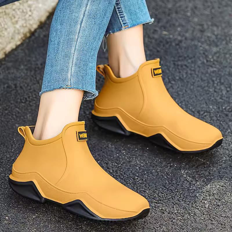 Women's Rain Ankle Boots Waterproof Slip On Rounded Toe – Rainy Weather Wear