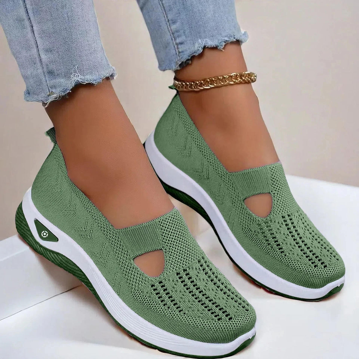 Women’s Shoes Cutout Upper Perforated Front Raised Sole – Botanical Garden Walks
