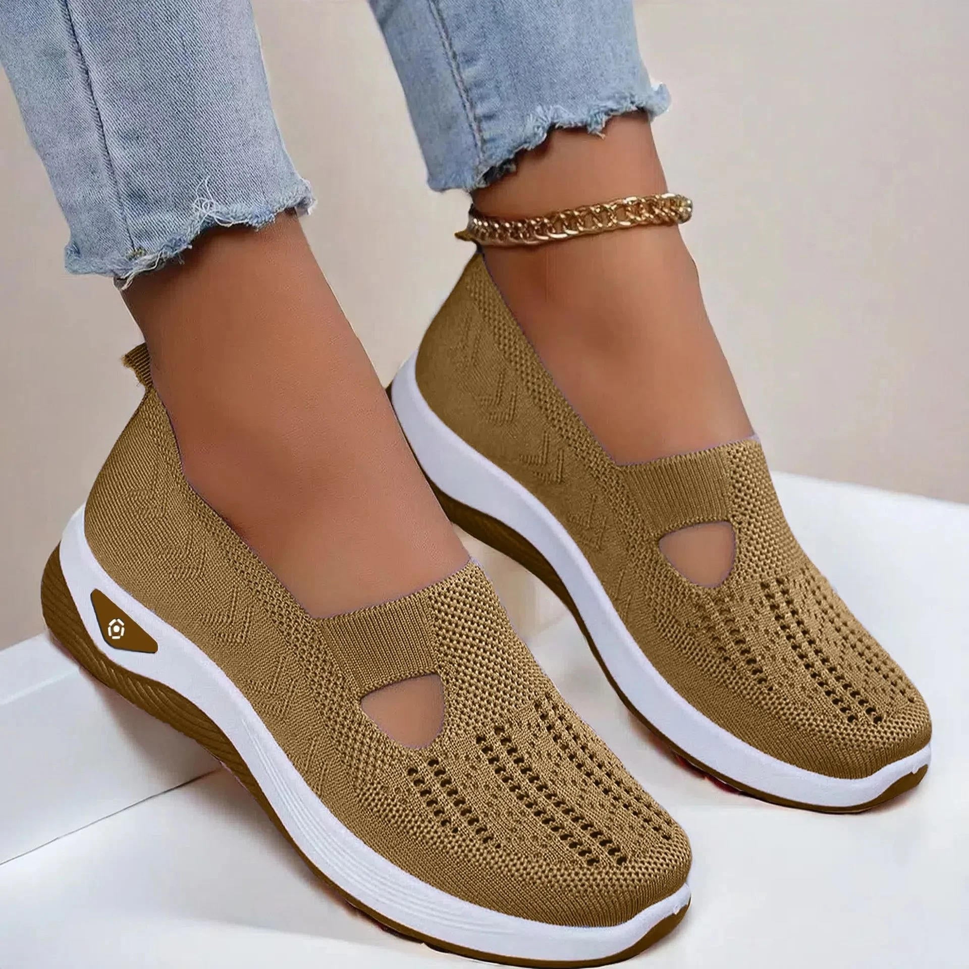 Women's Slip-On Shoes Closed Toe Perforated Knit – Casual Street Style