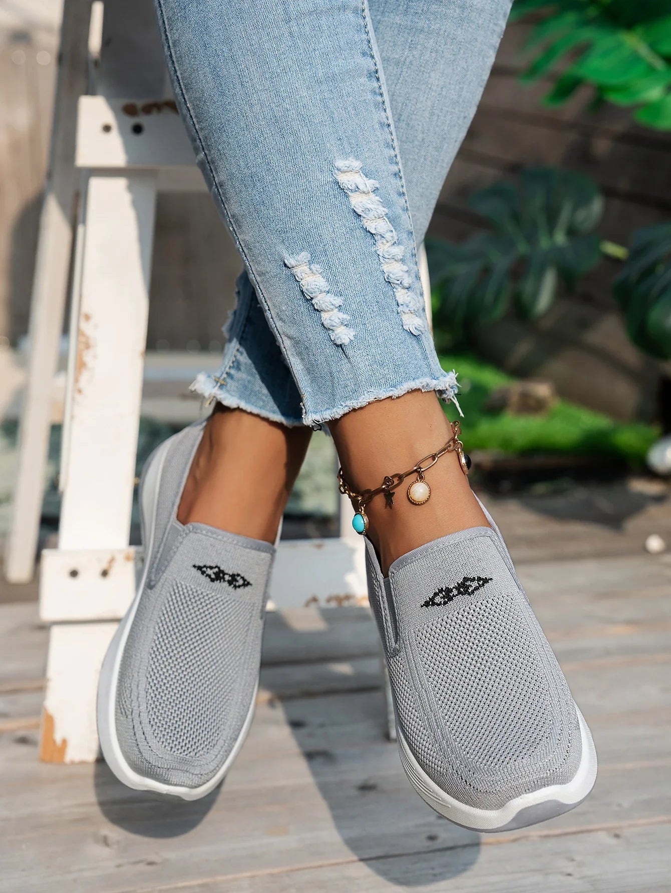 Women's Slip-On Shoes Low Top Closed Toe Knit – Work Casual Everyday