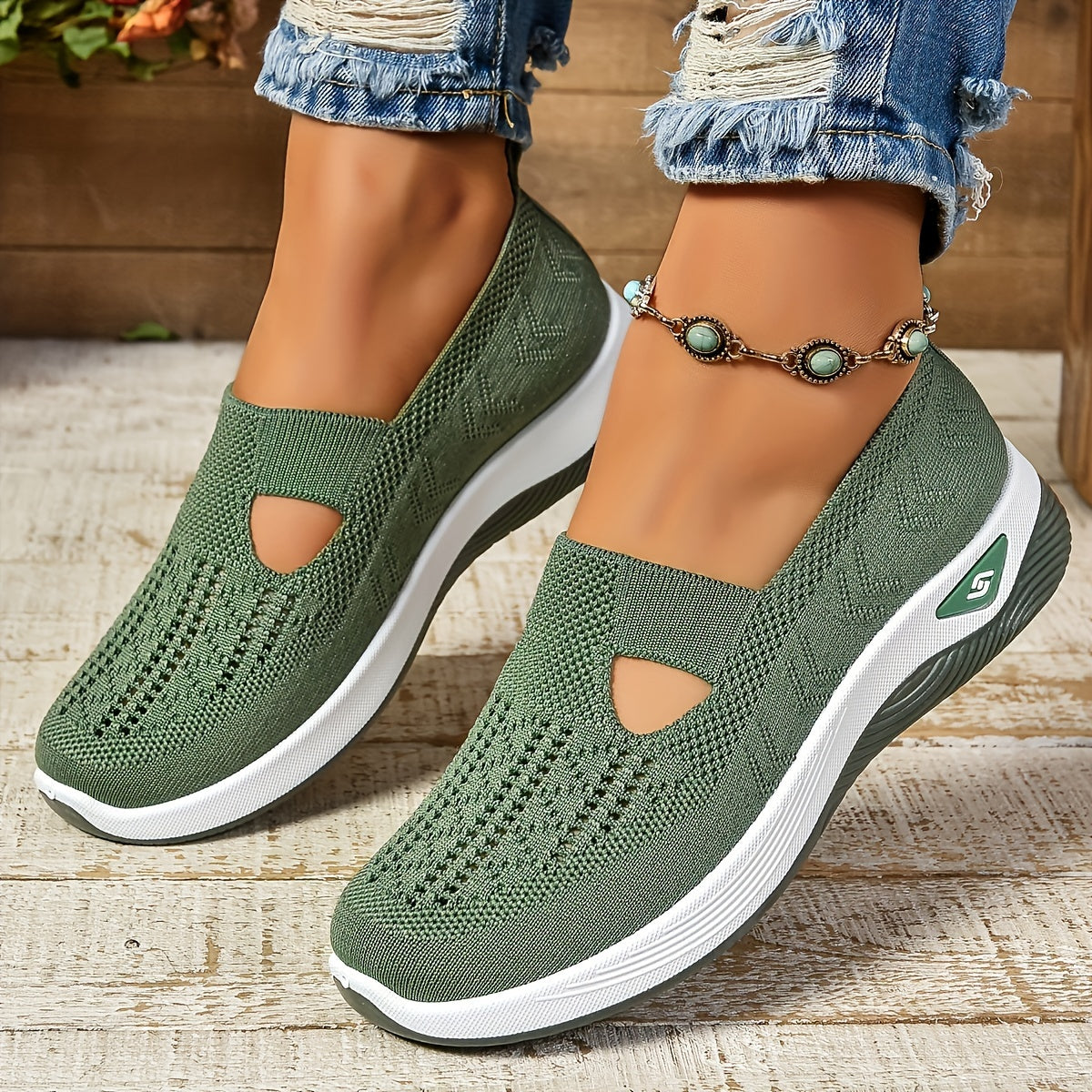 Women's Slip On Walking Shoes Knit Cutout Round Toe – Casual Walking
