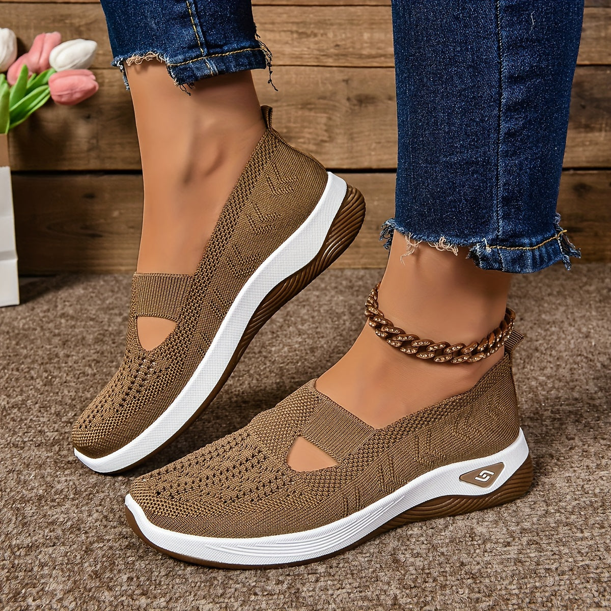 Women's Slip On Walking Shoes Knit Cutout Round Toe – Casual Walking