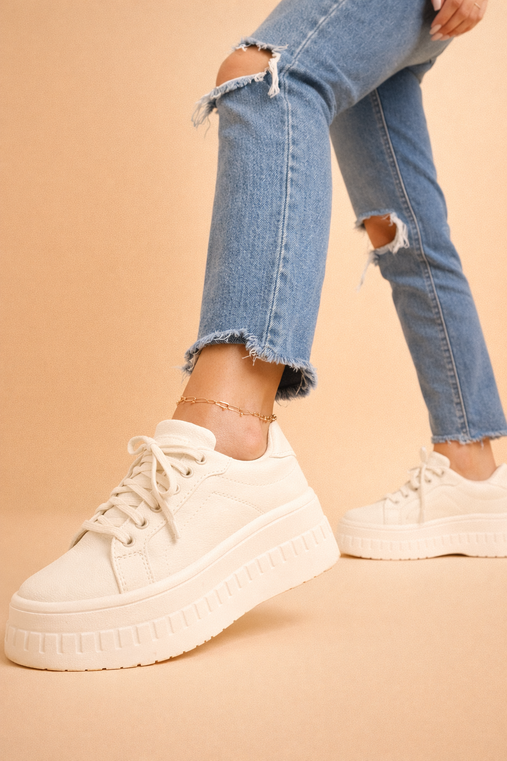 Women’s Sneakers Lace-Up Platform Sole Rounded Toe – City Shopping