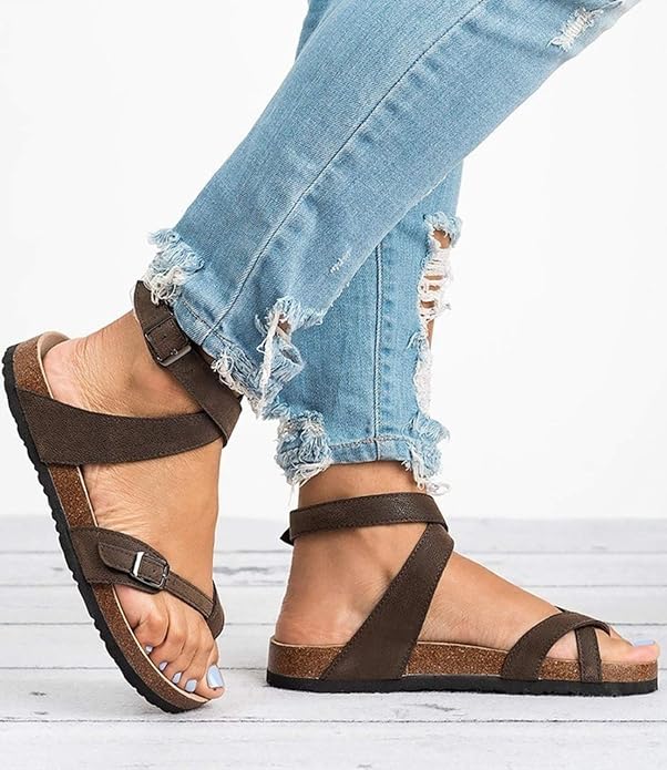 Women's Strappy Flat Sandals Toe Loop Buckle Strap – Weekend Wear