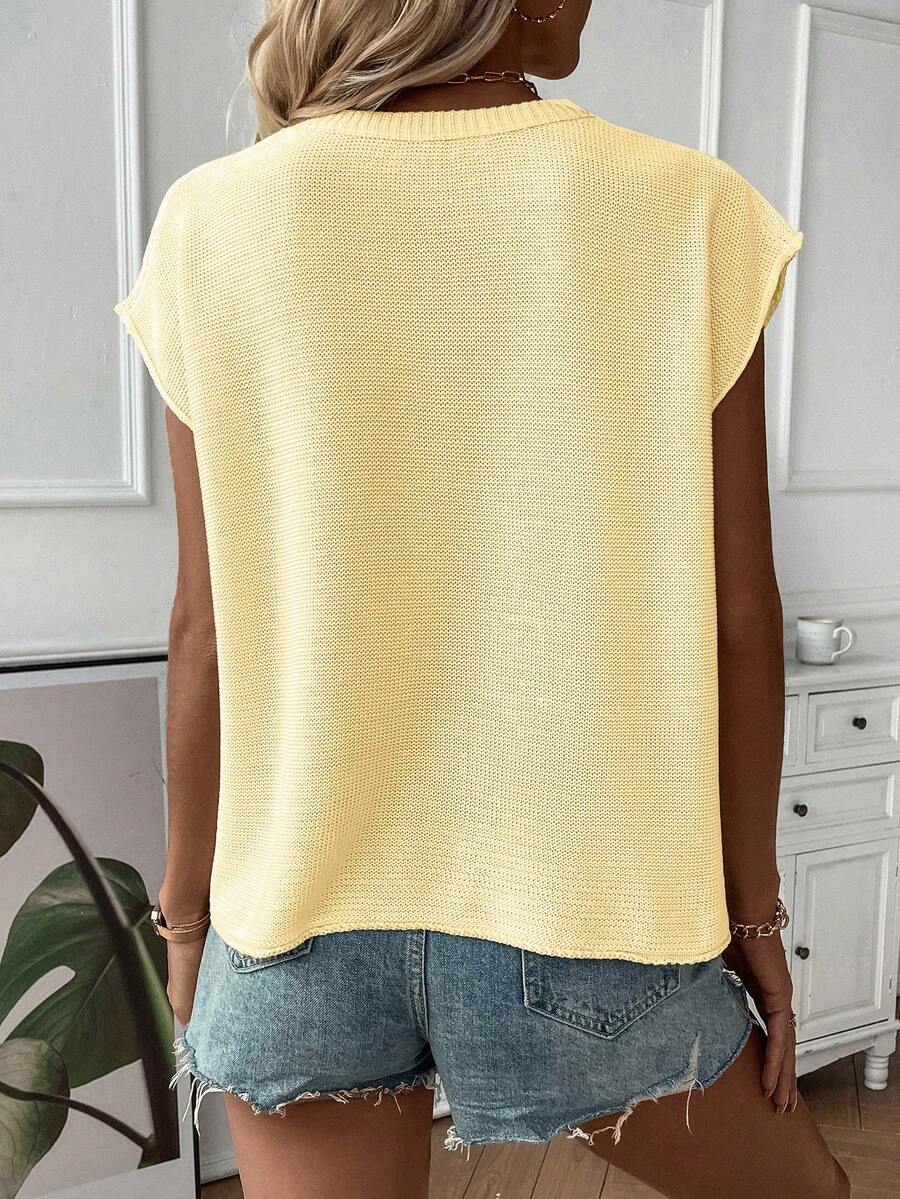 Women’s Top Crew Neck Cap Sleeves Center Front Seam – Casual Day Trips