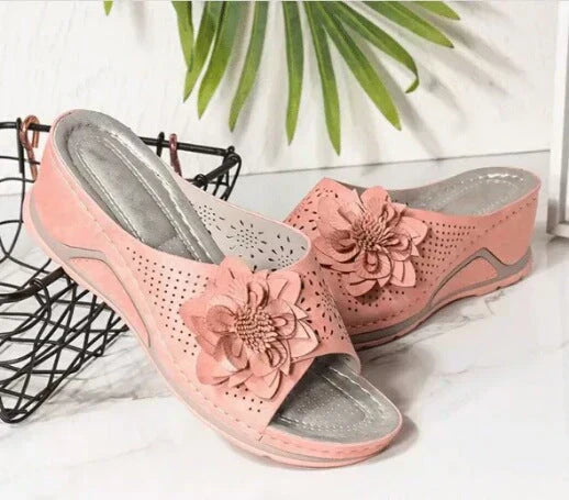 Women's Wedge Slide Sandals Floral Applique Open Toe – Casual Walking