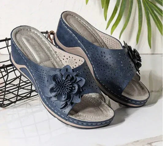 Women's Wedge Slide Sandals Floral Applique Open Toe – Casual Walking