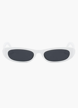 Women's Oval Sunglasses Black Narrow Frame Tinted Lens – Beach Vacation
