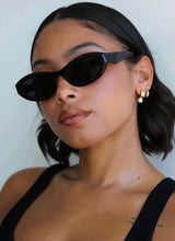 Women's Slim Oval Sunglasses Tinted Lens Pointed Frame – Beach Vacation