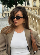 Women's Slim Oval Sunglasses Tinted Lens Pointed Frame – Beach Vacation
