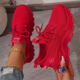 Women’s Sneakers Lace-Up Rounded Toe Textured Sole – Weekend Errands